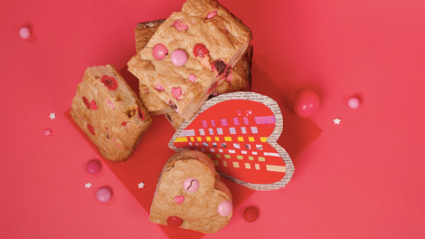 Valentine Blondies Unicorn Cookbook: Easy To Bake!